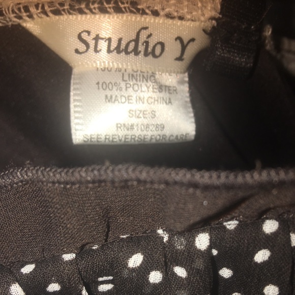 Studio Y top with straps polka dot & floral w/bow - Picture 4 of 5